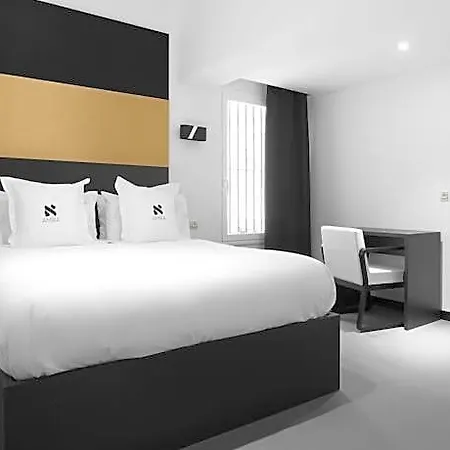 Hotel Amra Caspe 2*