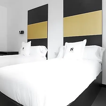 Amra Caspe Hotel Barcelona